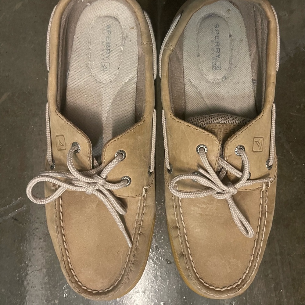 Sperry Women’s Tan Topsider Boat Shoes